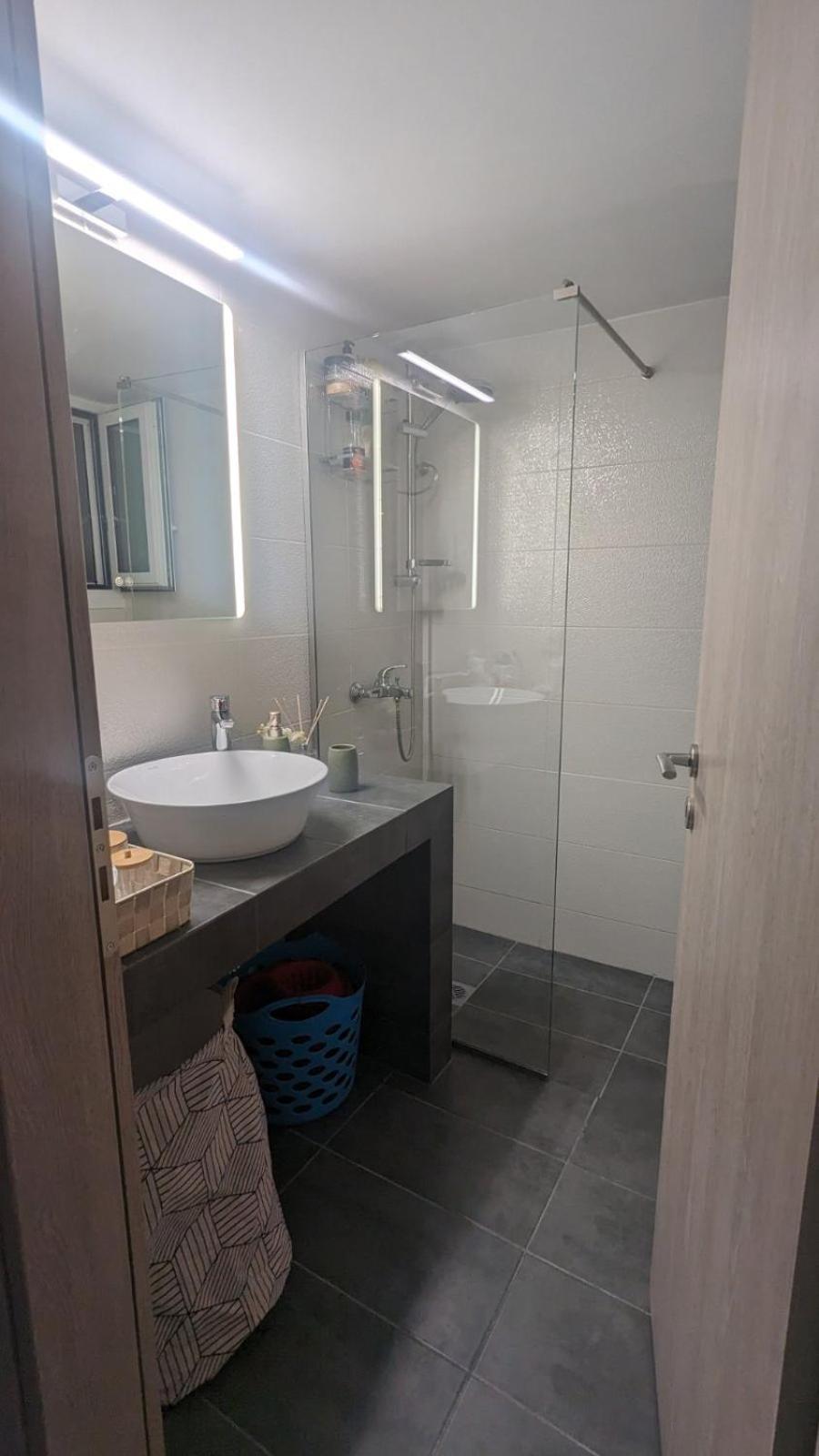Luxury & Spacious Apartment In アテネ エクステリア 写真