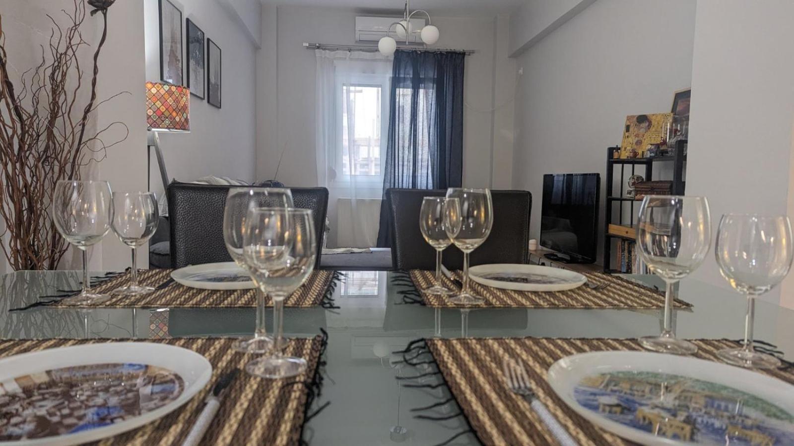 Luxury & Spacious Apartment In アテネ エクステリア 写真