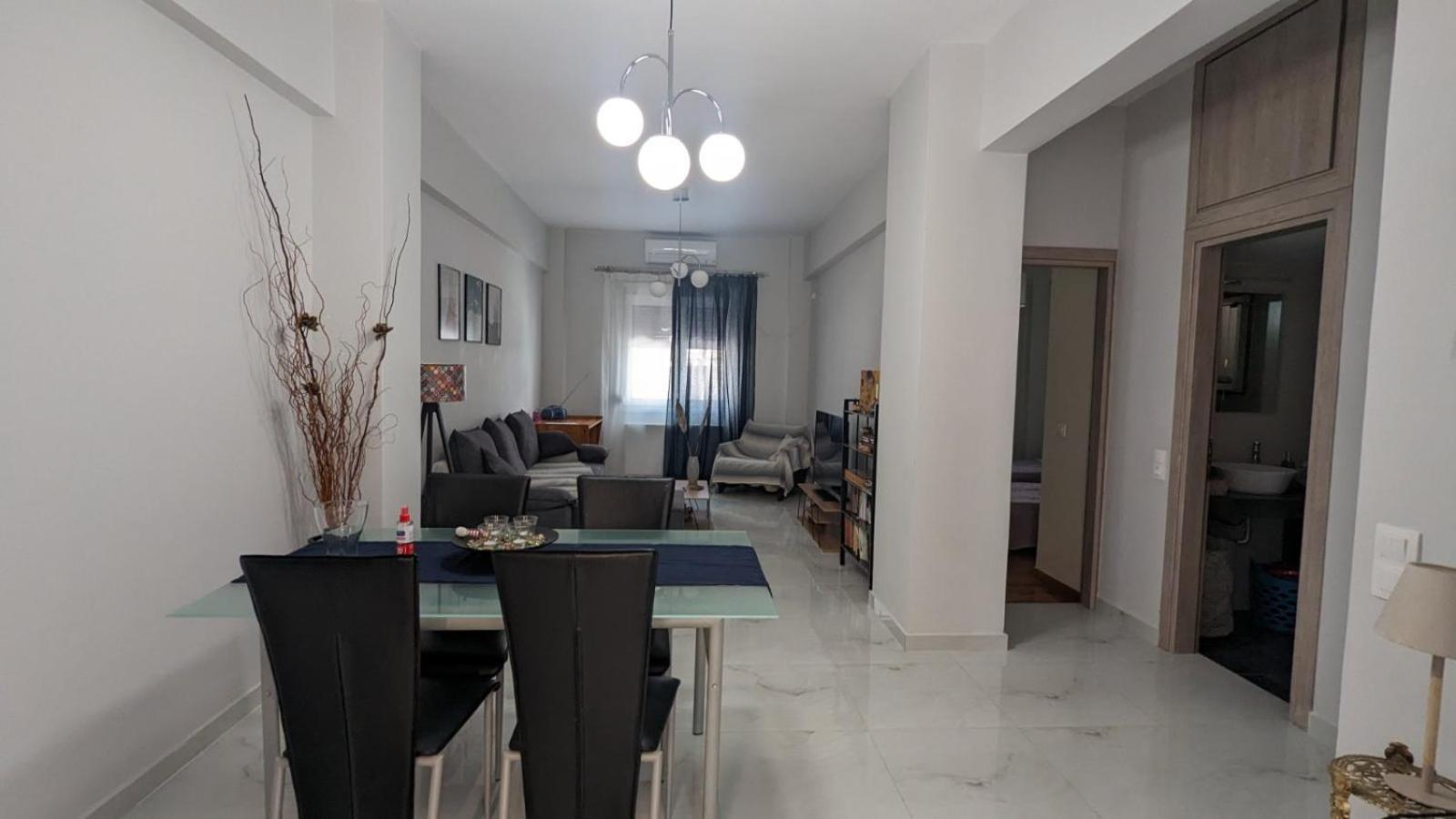 Luxury & Spacious Apartment In アテネ エクステリア 写真